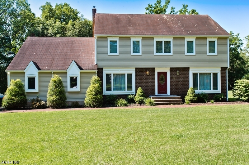 Property Photo:  455 Windmill Way  NJ 08876 