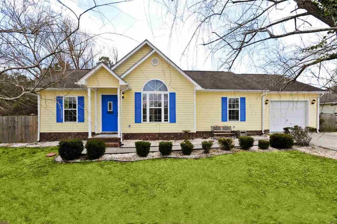 Property Photo:  104 Stepping Stone Trail  NC 28546 