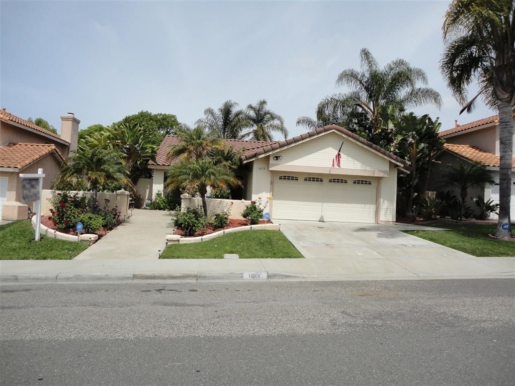 Property Photo: 1653 Avenida Oceano CA 92056