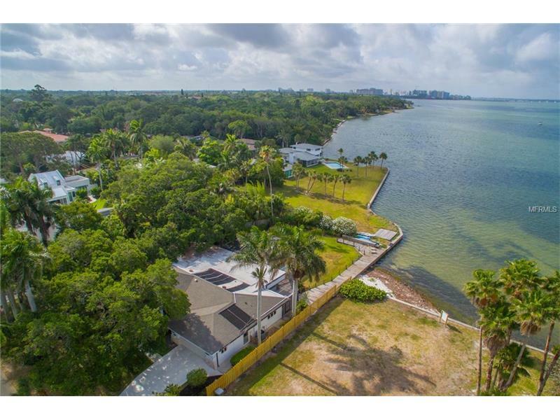 Property Photo:  636 Indian Beach Lane  FL 34234 