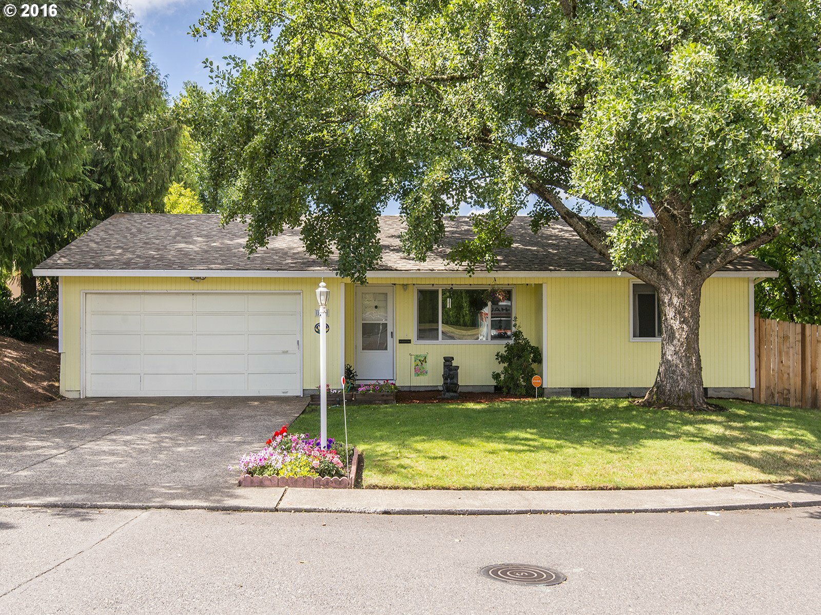 Property Photo: 1320 SE Fir Grove Loop OR 97123
