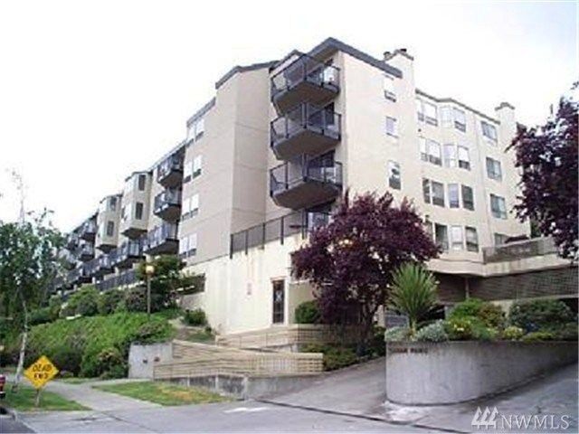 Property Photo: 500 W Roy St W201 WA 98119