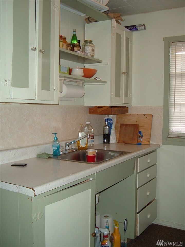 Property Photo:  315 C Lottie Ave N  WA 98819 