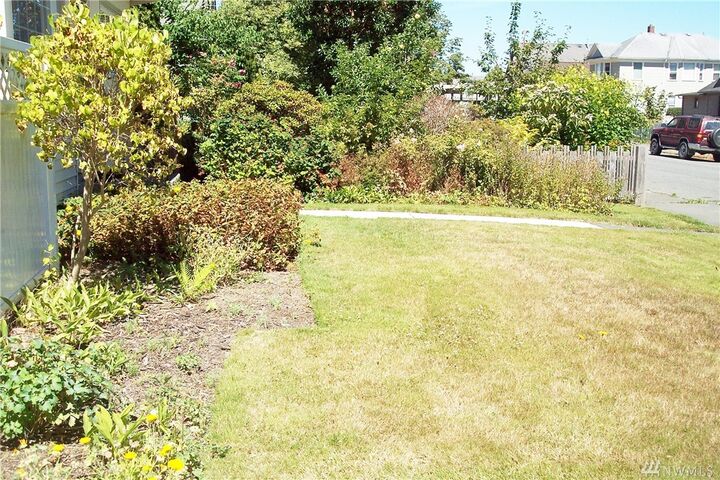 Property Photo: 2226 Lombard WA 98201