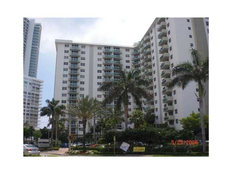 Property Photo:  3000 S Ocean Dr 600  FL 33019 