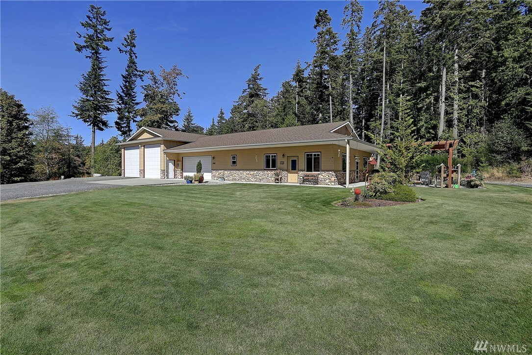 Property Photo:  456 Stein Lane  WA 98282 