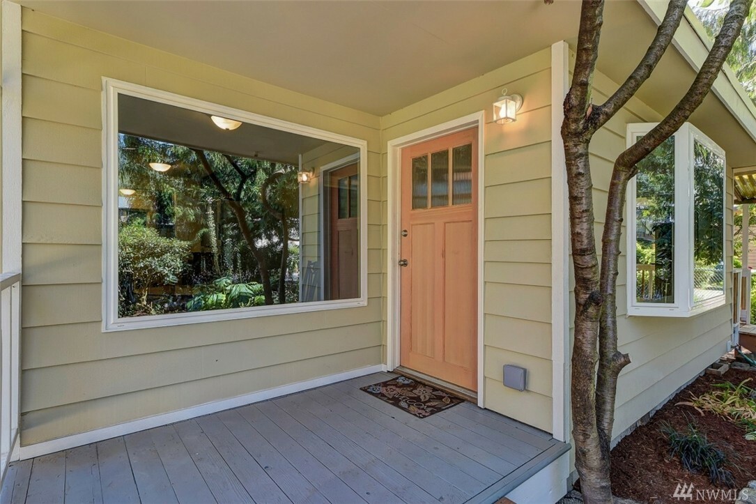 Property Photo: 14714 30th Ave NE WA 98155