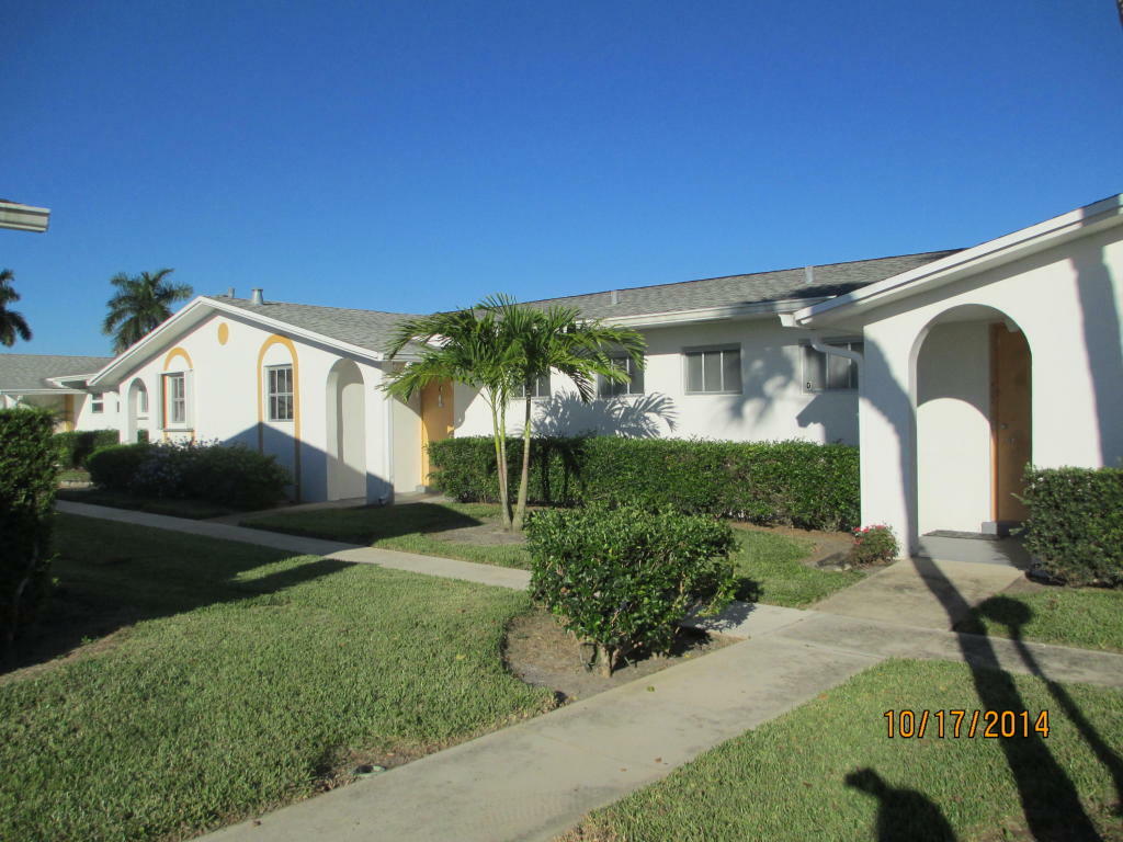 Property Photo: 2672 E Emory Drive FL 33415