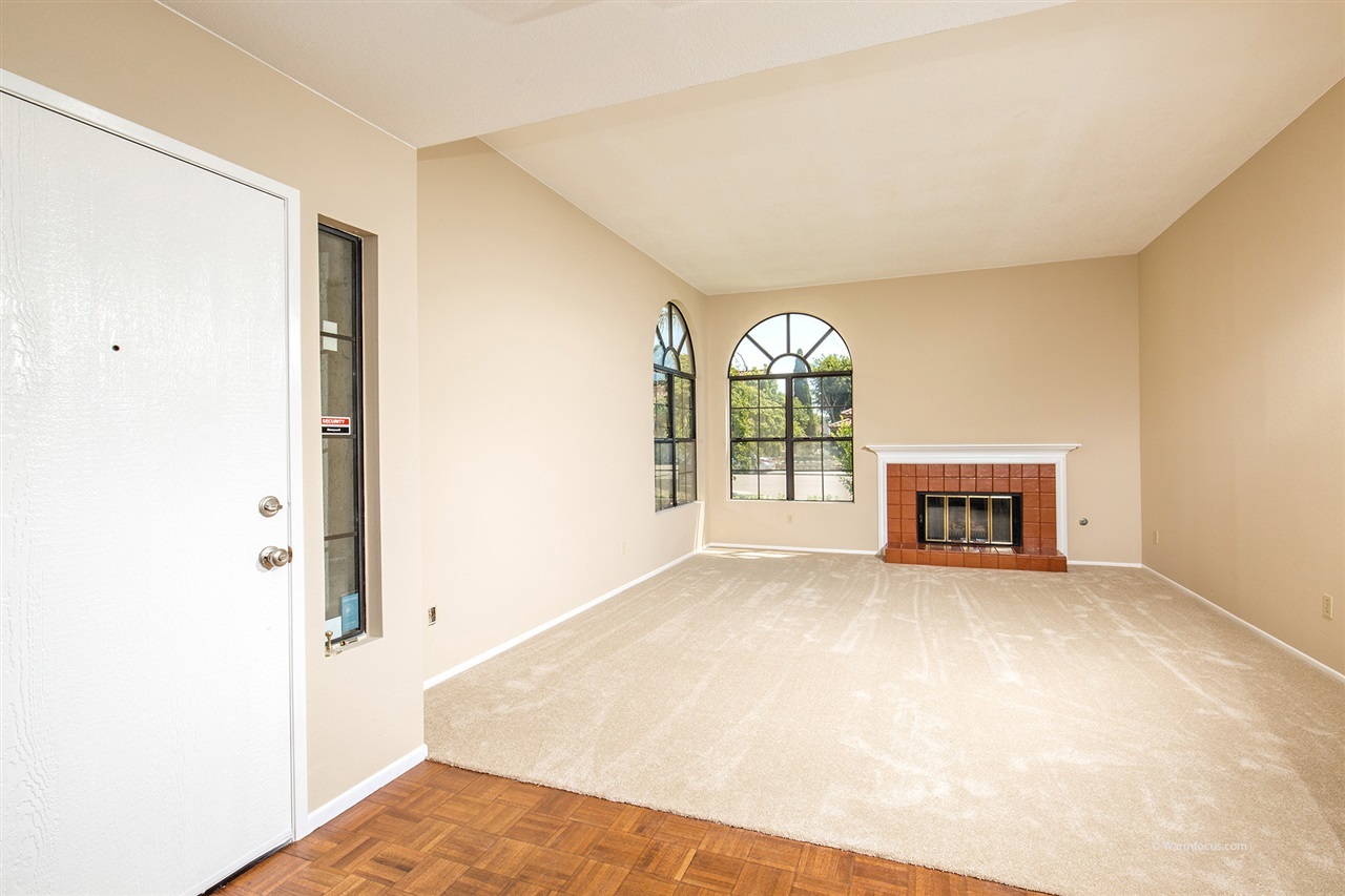 Property Photo:  1814 Avenida Mimosa  CA 92024 