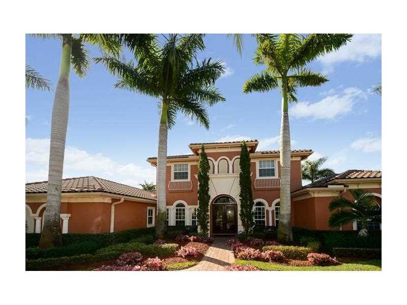 Property Photo: 14200 Jockey Cr FL 33330