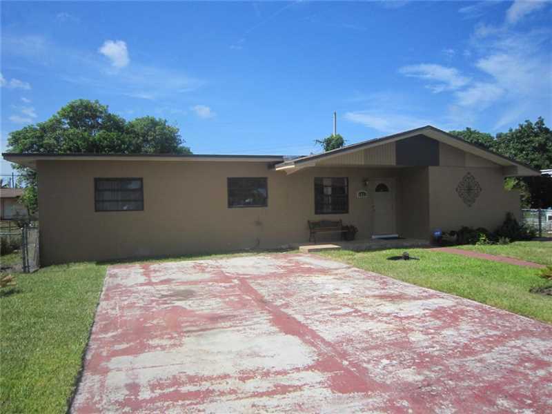 Property Photo: 4321 NW 170 St FL 33055