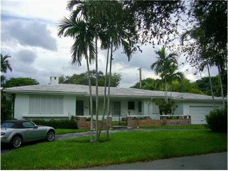 Property Photo: 1240 NE 97 St FL 33138