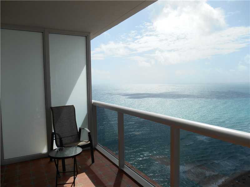 Property Photo:  1830 S Ocean Dr 3205  FL 33009 