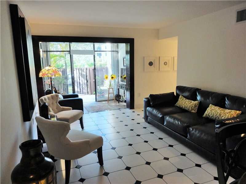 Property Photo:  9431 Fontainebleau Blvd 111  FL 33172 
