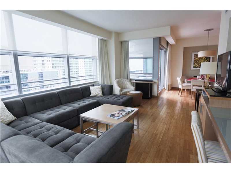 Property Photo:  1395 Brickell Av 2701  FL 33131 