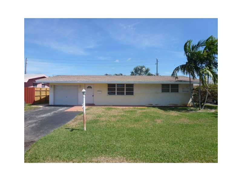 Property Photo:  8461 NW 15 Ct  FL 33024 