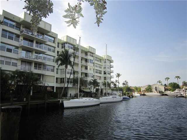 Property Photo: 16570 NE 26 Av 5-J FL 33160