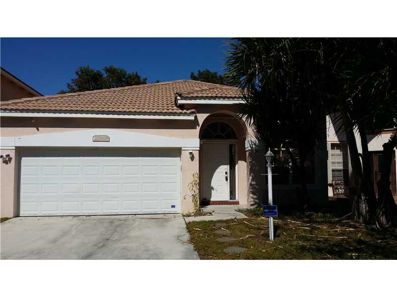 Property Photo:  10847 Limeberry Dr  FL 33026 