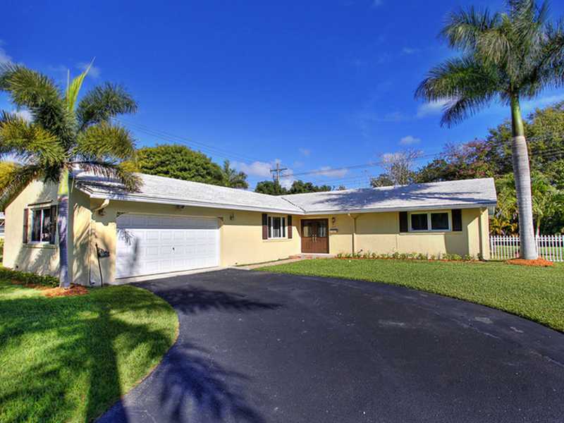 Property Photo: 8815 SW 160 St FL 33157