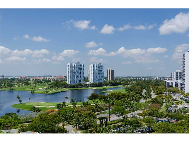 Property Photo: 20281 E Country Club Dr 1001 FL 33180
