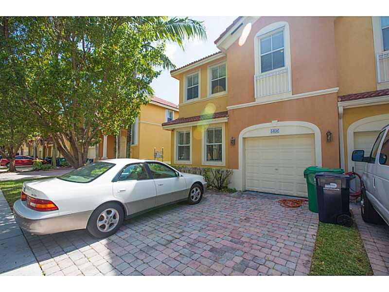 Property Photo:  8496 SW 165 Pl 8496  FL 33193 
