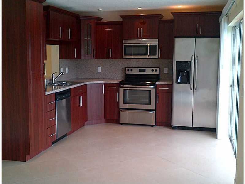 Property Photo:  1031 SW 100 Te 0  FL 33025 