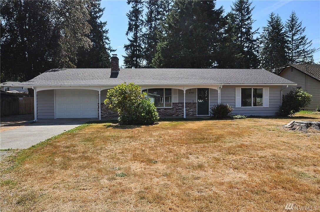 Property Photo: 6102 80th St NE WA 98270
