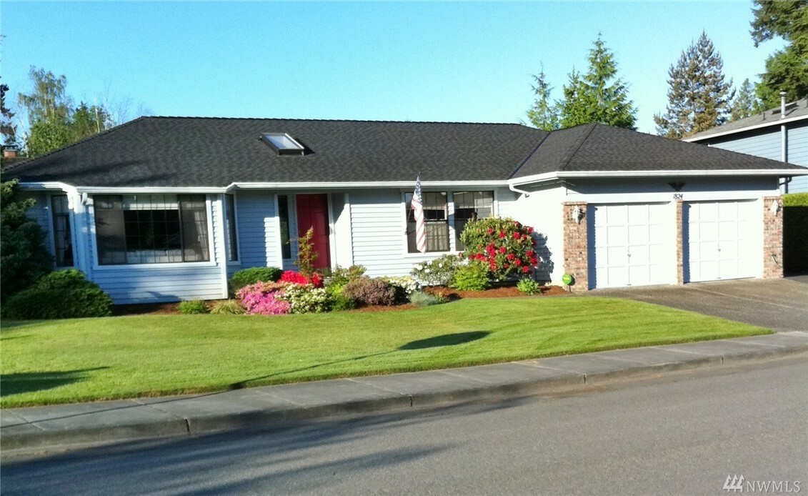 Property Photo:  1824 243rd Place SE  WA 98021 