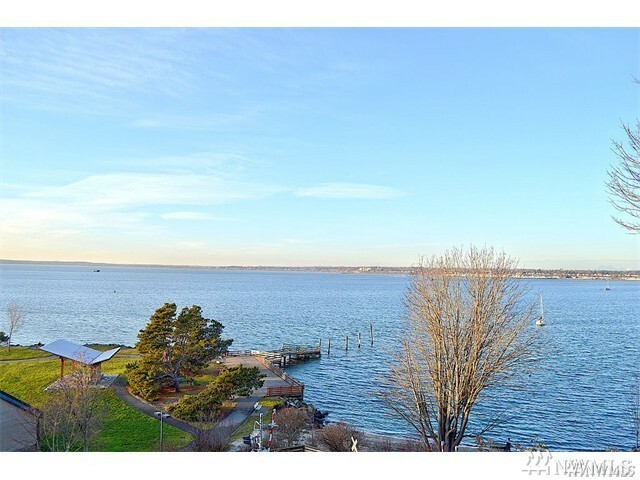 Property Photo:  444 S State St 211  WA 98225 