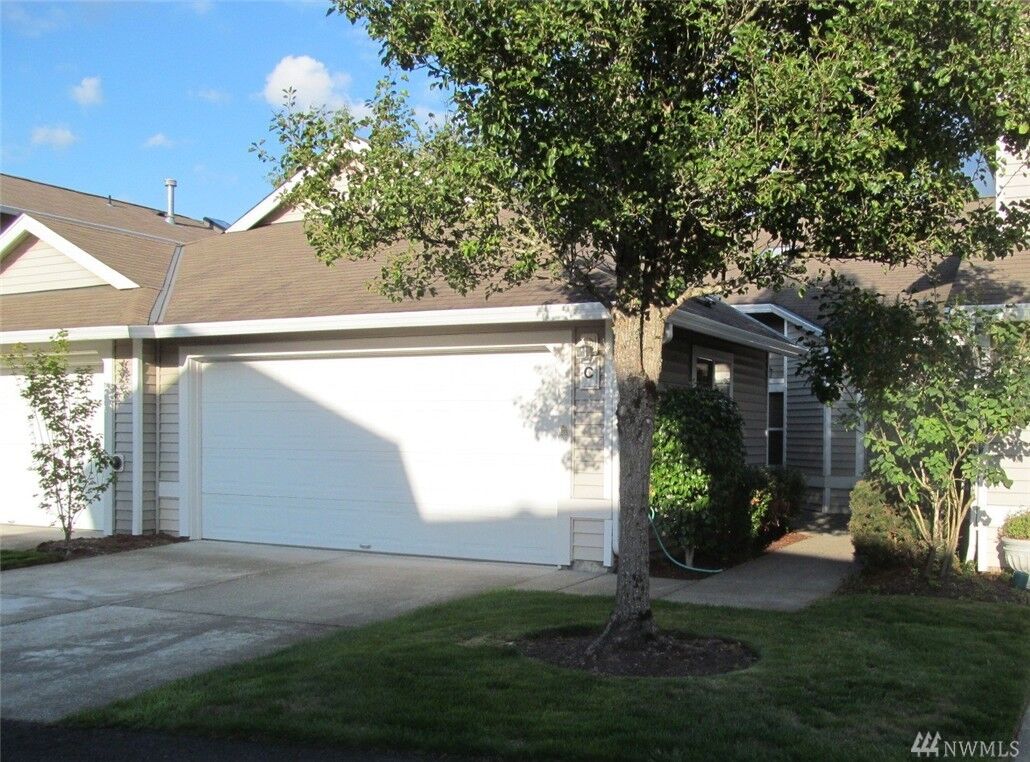 Property Photo:  6106 Nathan Wy SE C  WA 98092 