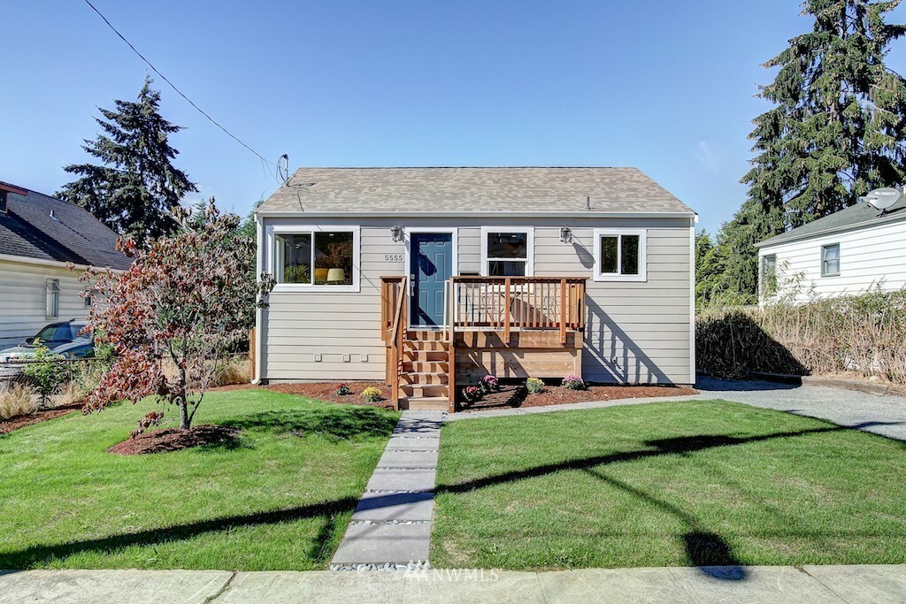 Property Photo:  5555 17th Avenue S  WA 98108 