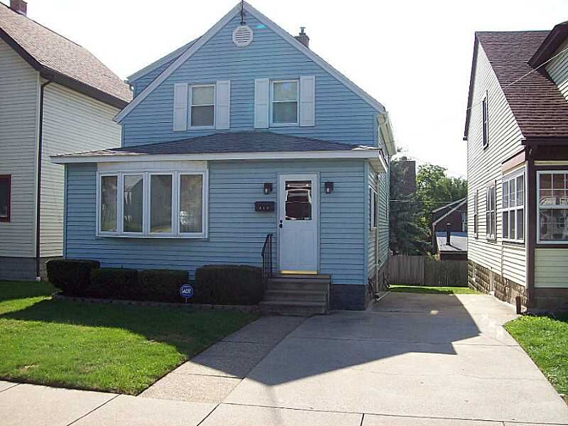 Property Photo:  418 Hess Avenue  PA 16507 
