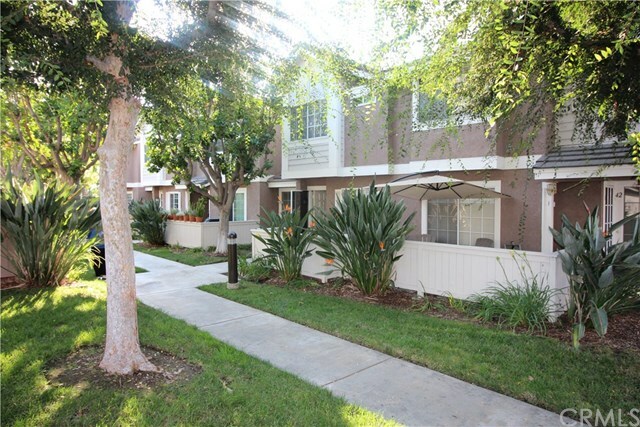 Property Photo:  40 Christamon S  CA 92620 