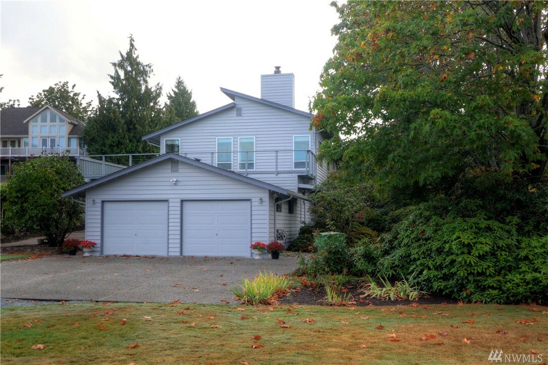 Property Photo:  6317 Central Dr  WA 98275 