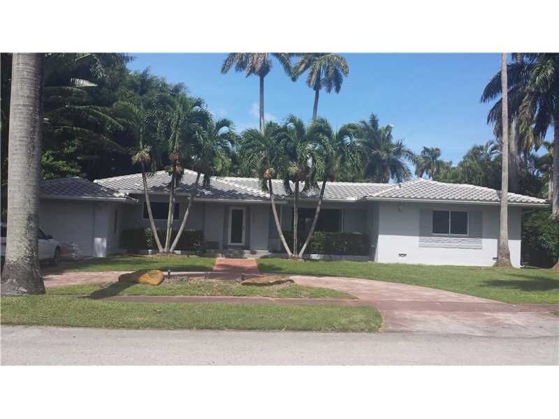 Property Photo: 1347 Van Buren St FL 33019