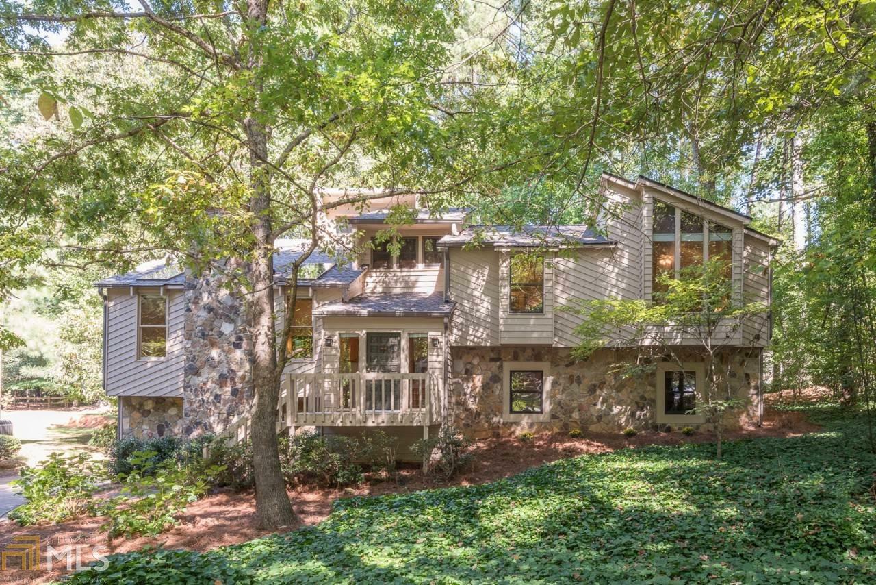 Property Photo:  2667 Long Lake Dr  GA 30075 