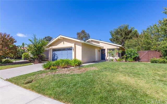 Property Photo:  28451 Lorente  CA 92692 