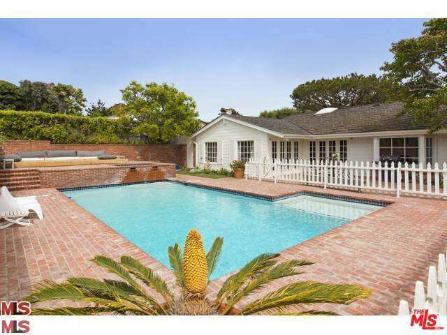 Property Photo:  29261 Sea Lion Pl  CA 90265 