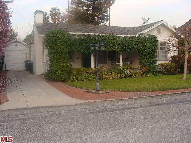 Property Photo:  16 Oak Knoll Gardens Dr  CA 91106 