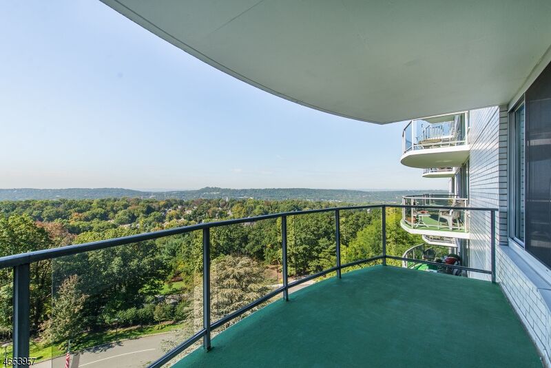 Property Photo: 1 Claridge Dr, 602 NJ 07044