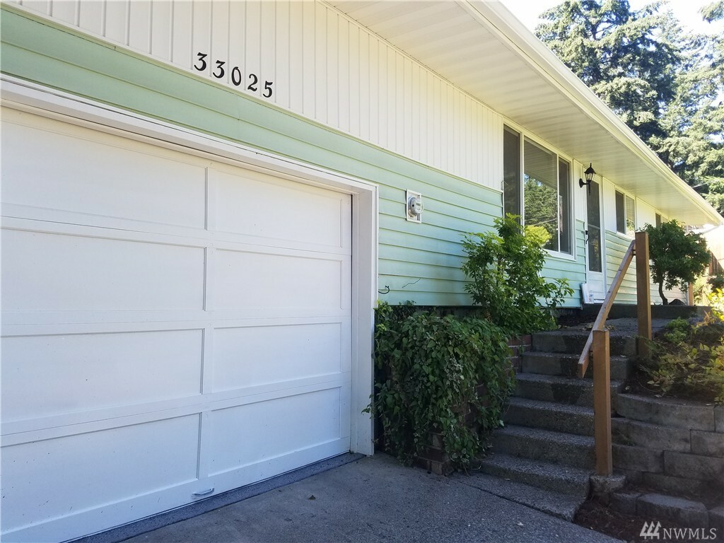 Property Photo:  33025 52nd Ave S  WA 98001 