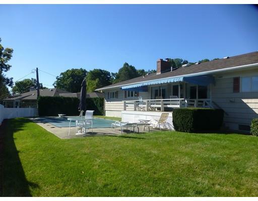 Property Photo:  21 Montclair Dr  MA 01609 