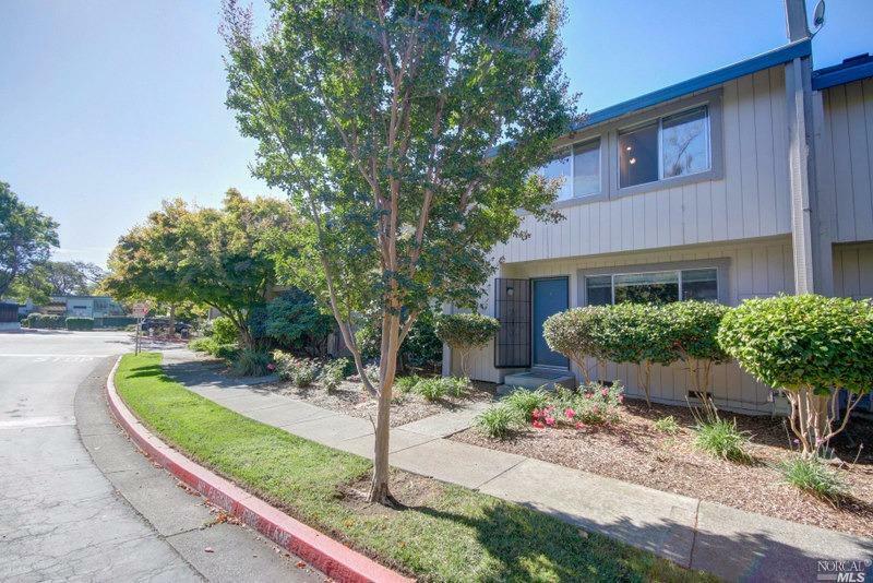Property Photo: 375 Gate Way CA 95401