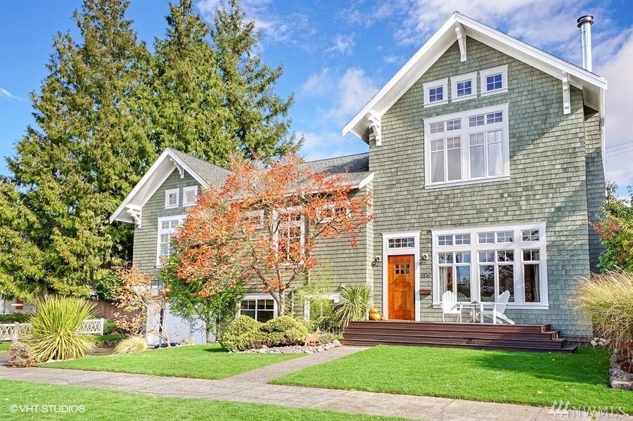 Property Photo:  1930 47th SW  WA 98116 