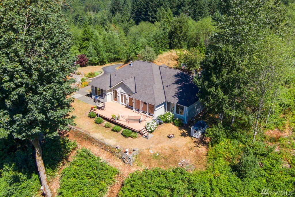 Property Photo:  1827 Prescott Lane  WA 98229 