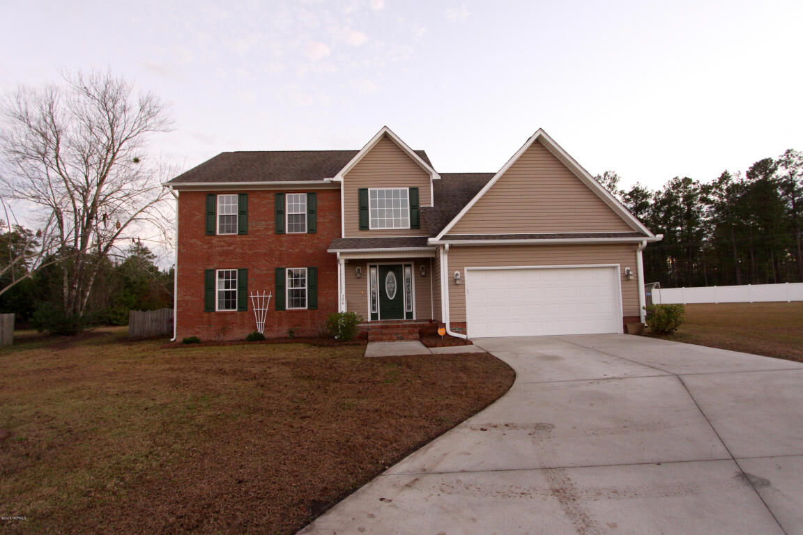 Property Photo:  206 Honey Court E  NC 28540 