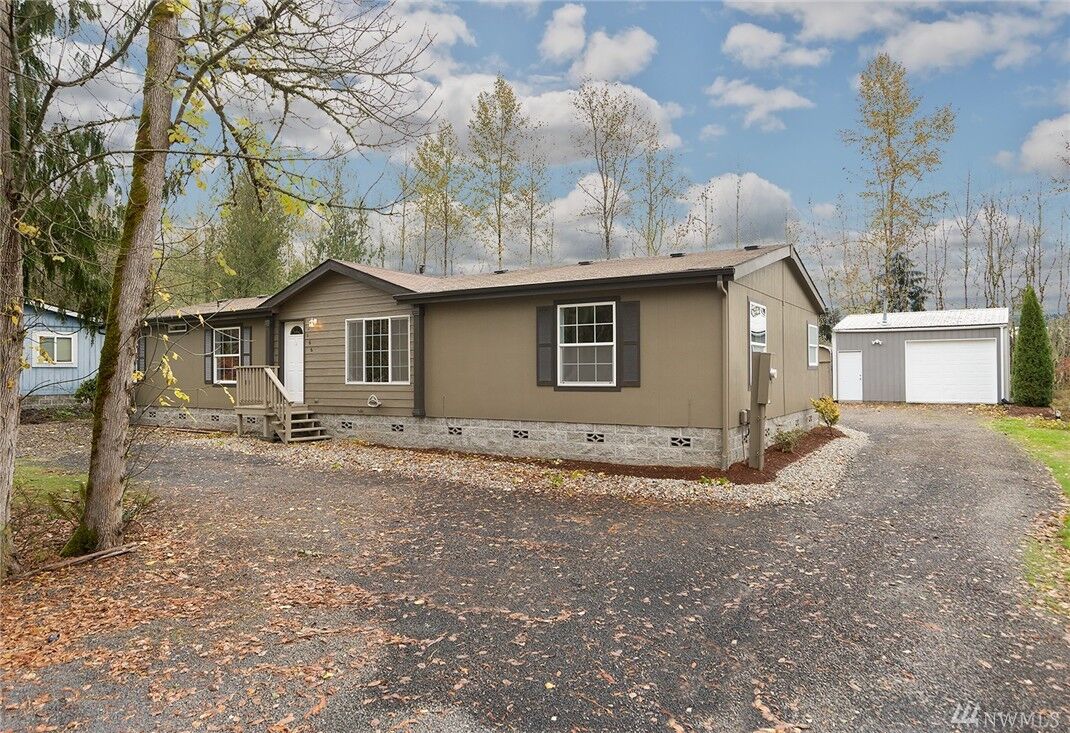 Property Photo:  166 Hall Rd  WA 98645 