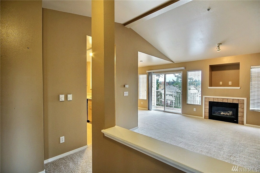 Property Photo: 710 240th Wy SE G304 WA 98074