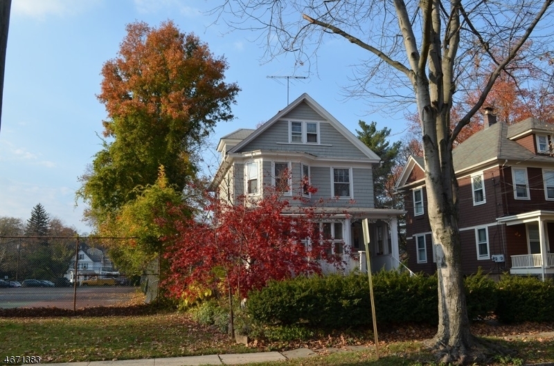 Property Photo:  233 Orchard St  NJ 07090 