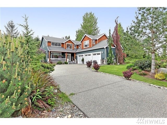 Property Photo:  5606 198th Drive SE  WA 98290 